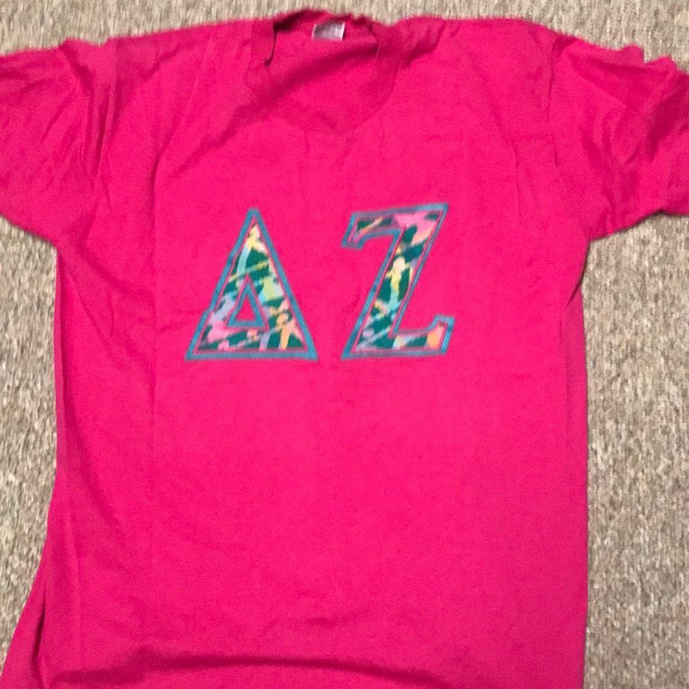 delta zeta pink fuchsia fruit of the loom tee